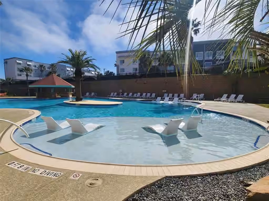 Photo 4 of 9520 Seawall Boulevard 155, Galveston, TX