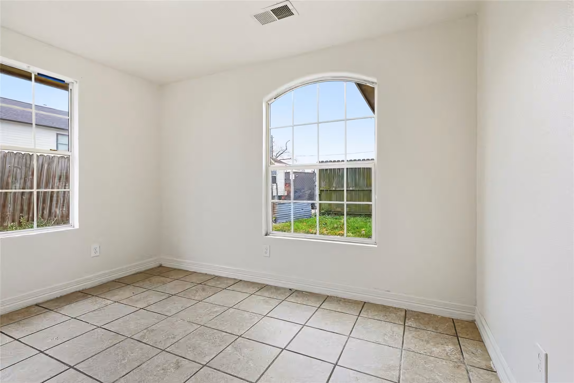 Photo 7 of 161 Luther Street, Houston, TX