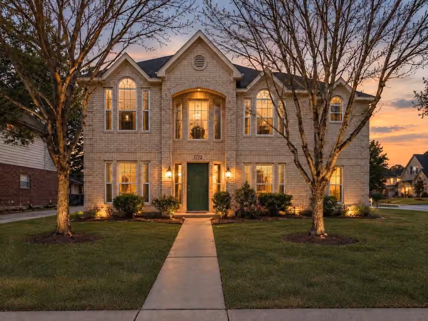Photo of 702 Huntercrest Street, El Lago, TX