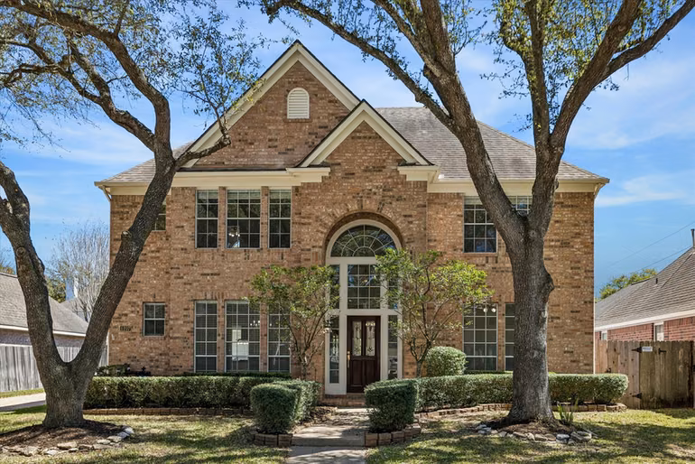 Photo 2 of 1207 Ellcreek Court, Sugar Land, TX