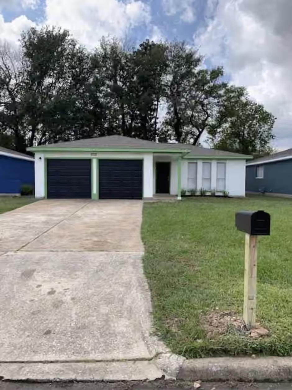 Photo of 8711 Valley Pond Court, Houston, TX 77078