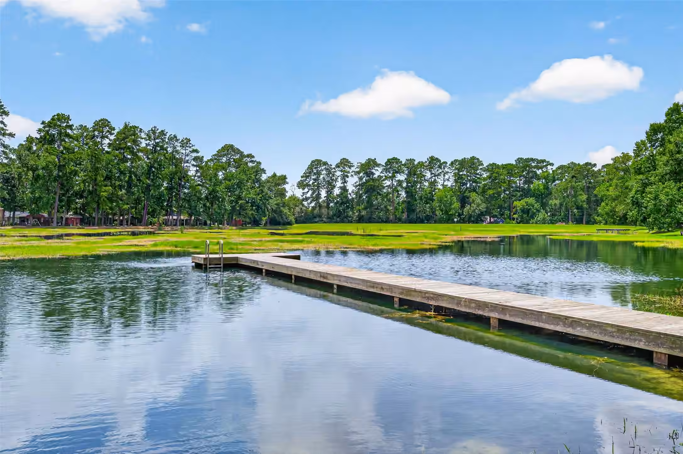 Photo of 10063 Lake Shore Drive, Montgomery, TX 77316