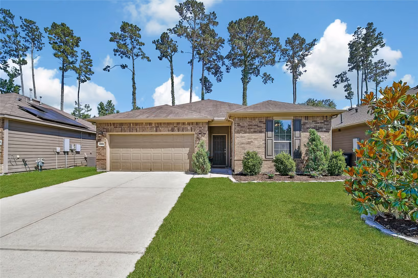 Photo of 4343 Roaring Timber Drive, Conroe, TX 77304