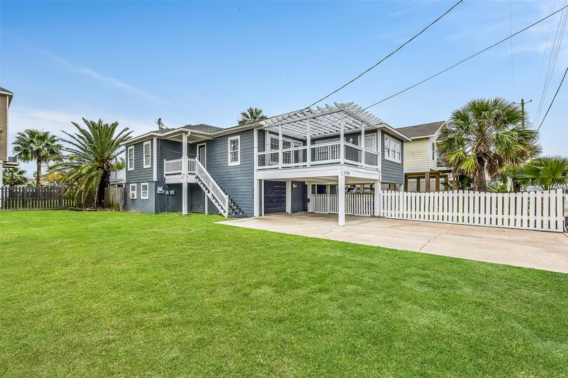 Photo of 1110 64th Street, Galveston, TX