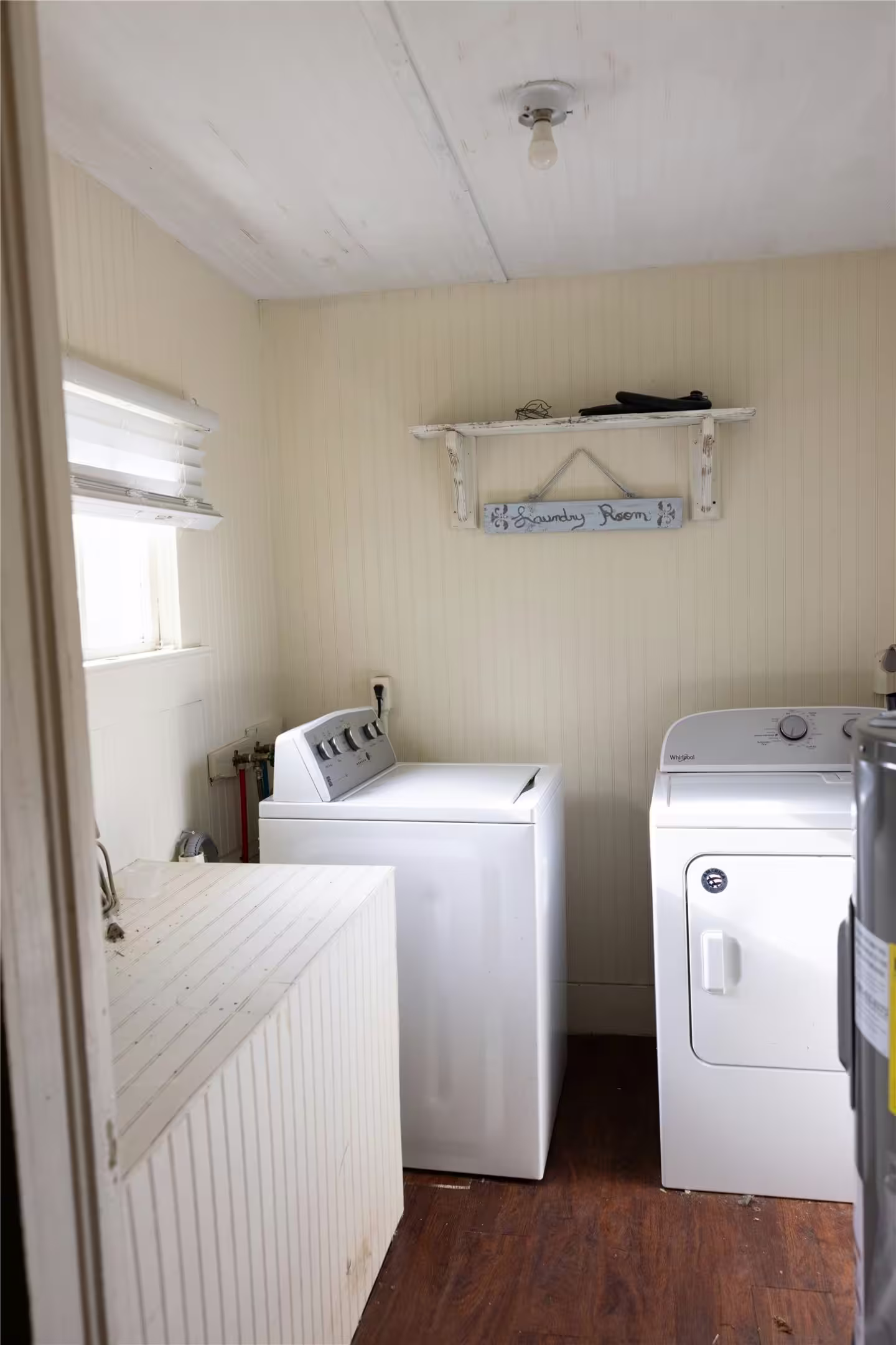 Photo 6 of 402 Alamo Street, El Campo, TX