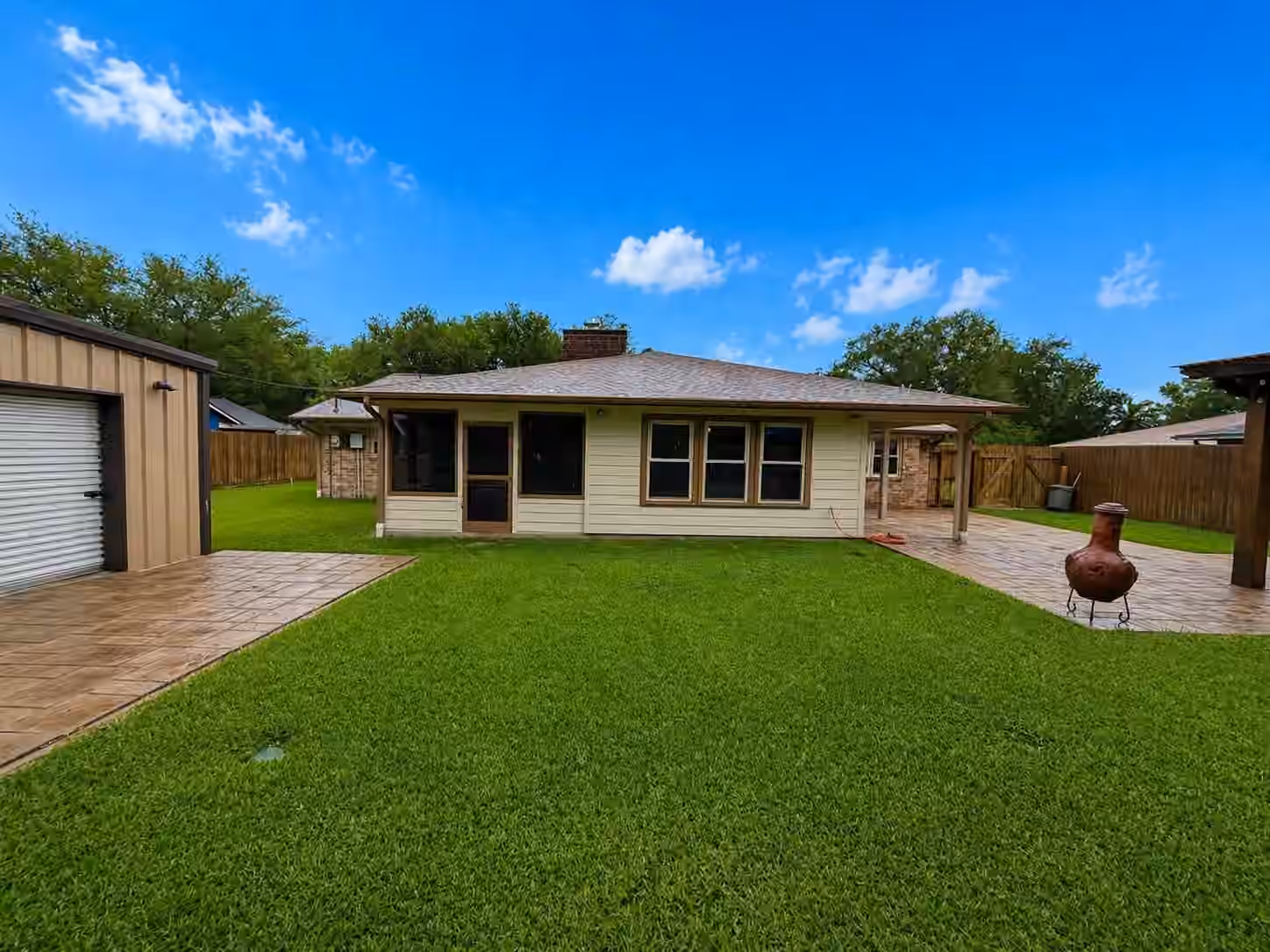 Photo 2 of 913 Cannan Drive, Angleton, TX