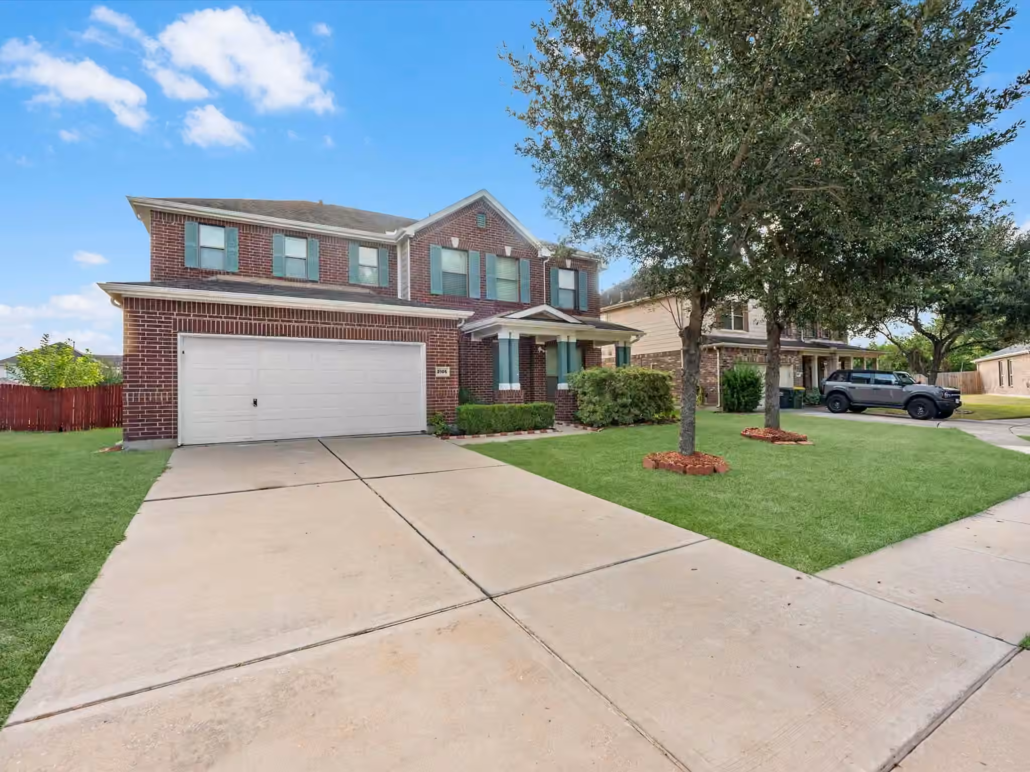 Photo 3 of 2105 Orchard Frost Drive, Pearland, TX