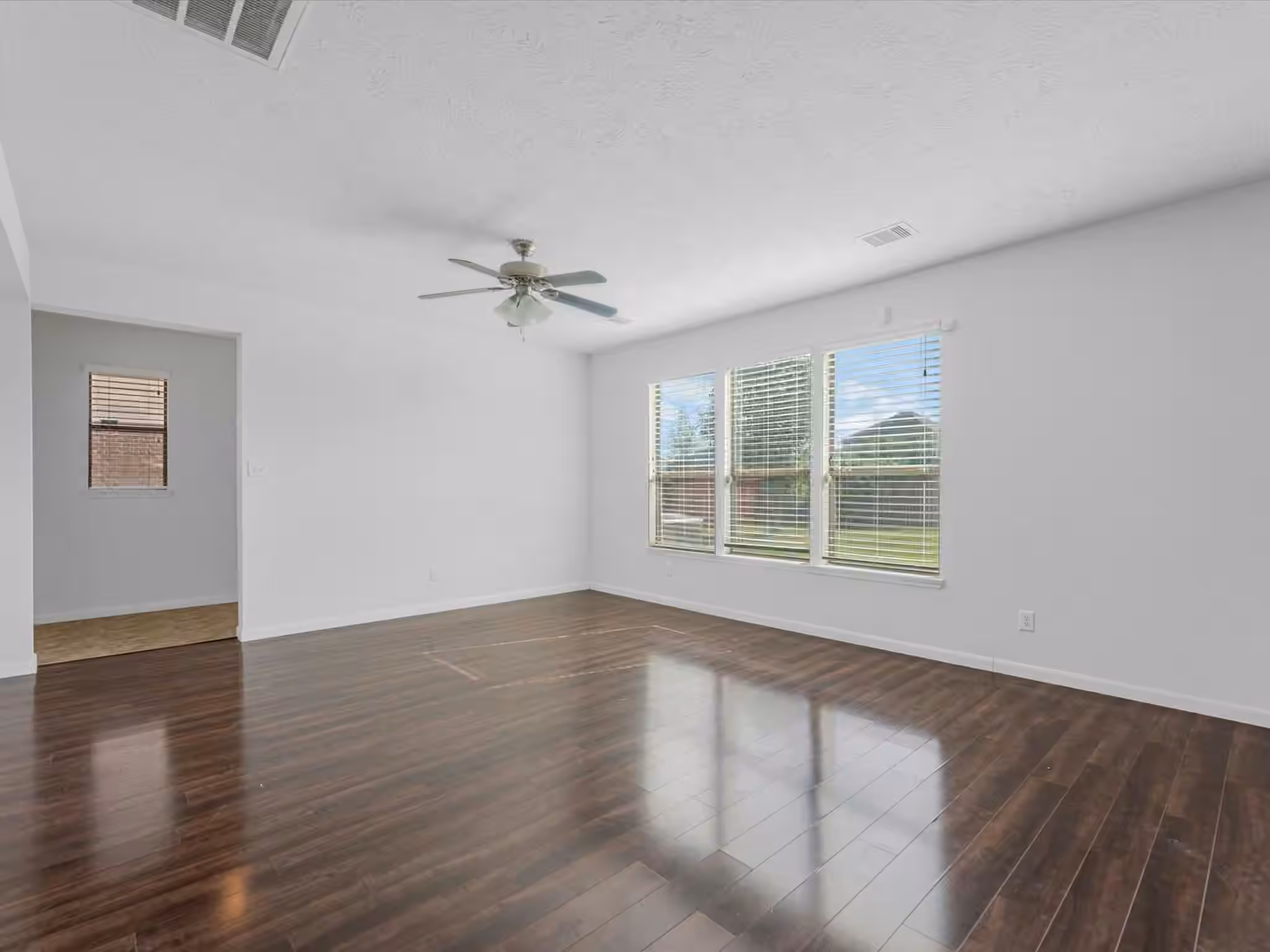 Photo 7 of 2105 Orchard Frost Drive, Pearland, TX