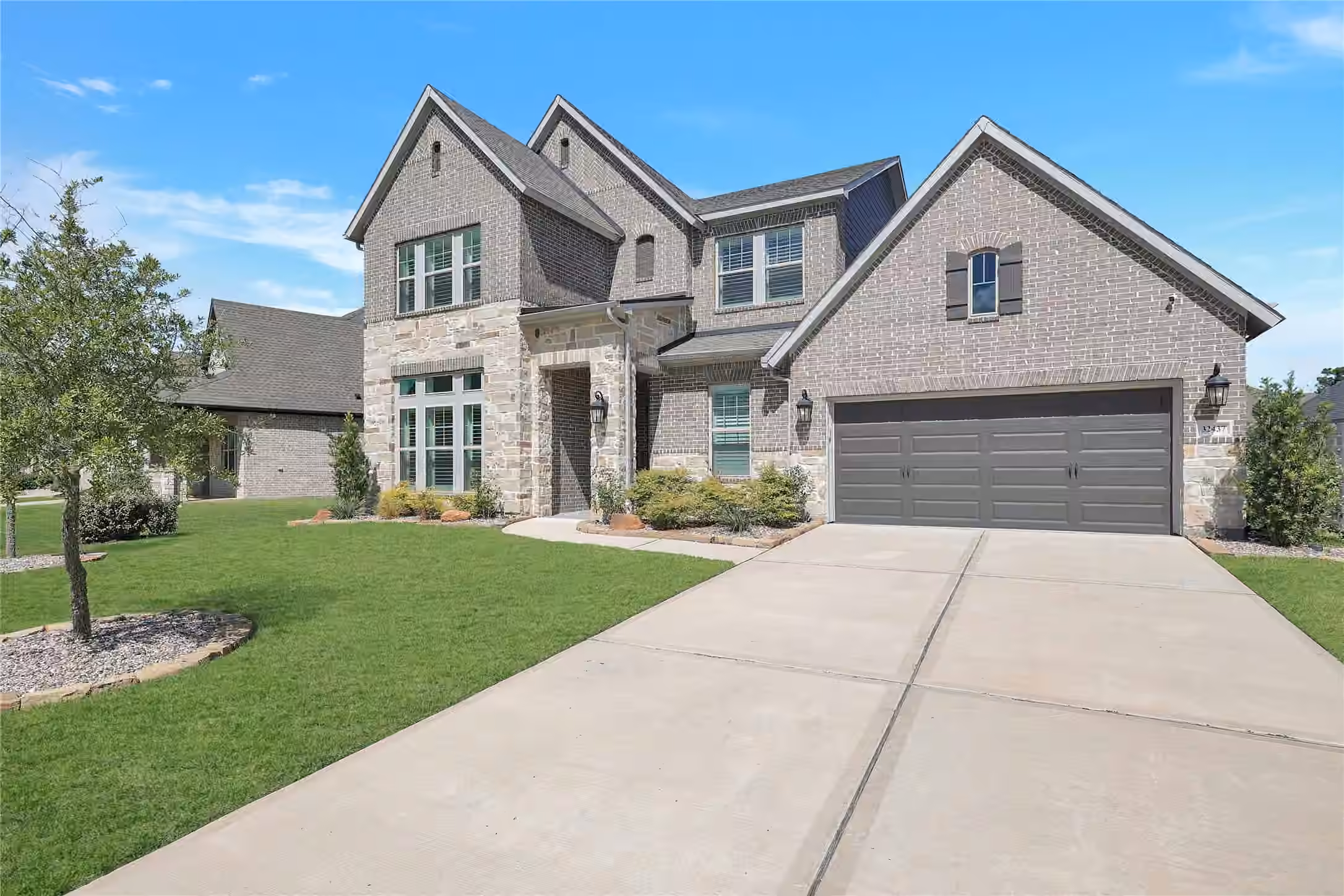 Photo 2 of 32437 Soaring Willow Way, Conroe, TX