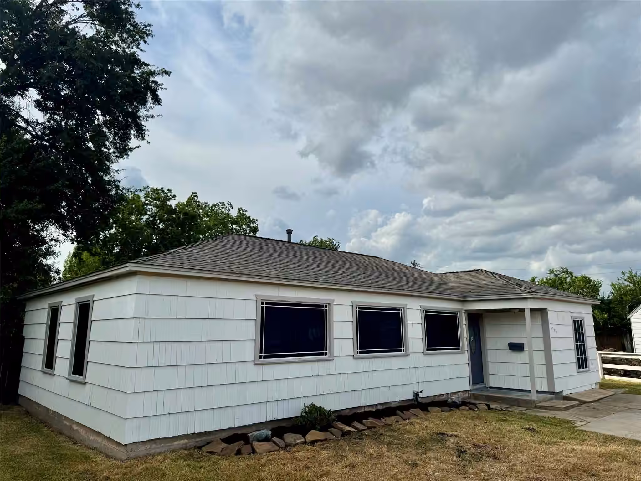 Photo 2 of 1307 Armor Avenue, Pasadena, TX