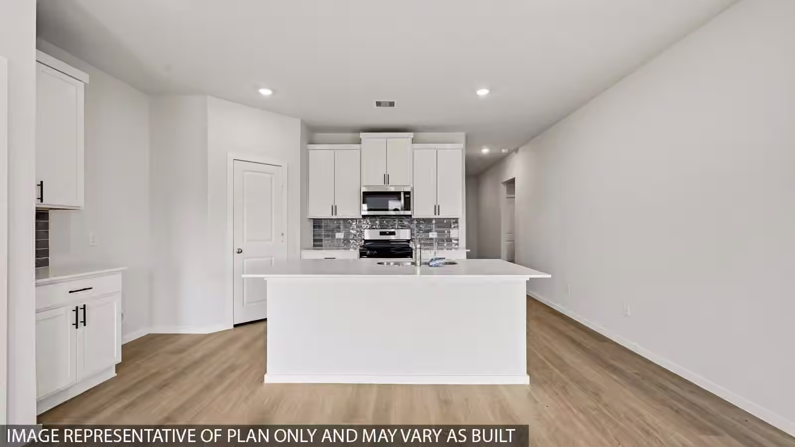 Photo 7 of 16534 Pinecove Grove Lane, Magnolia, TX