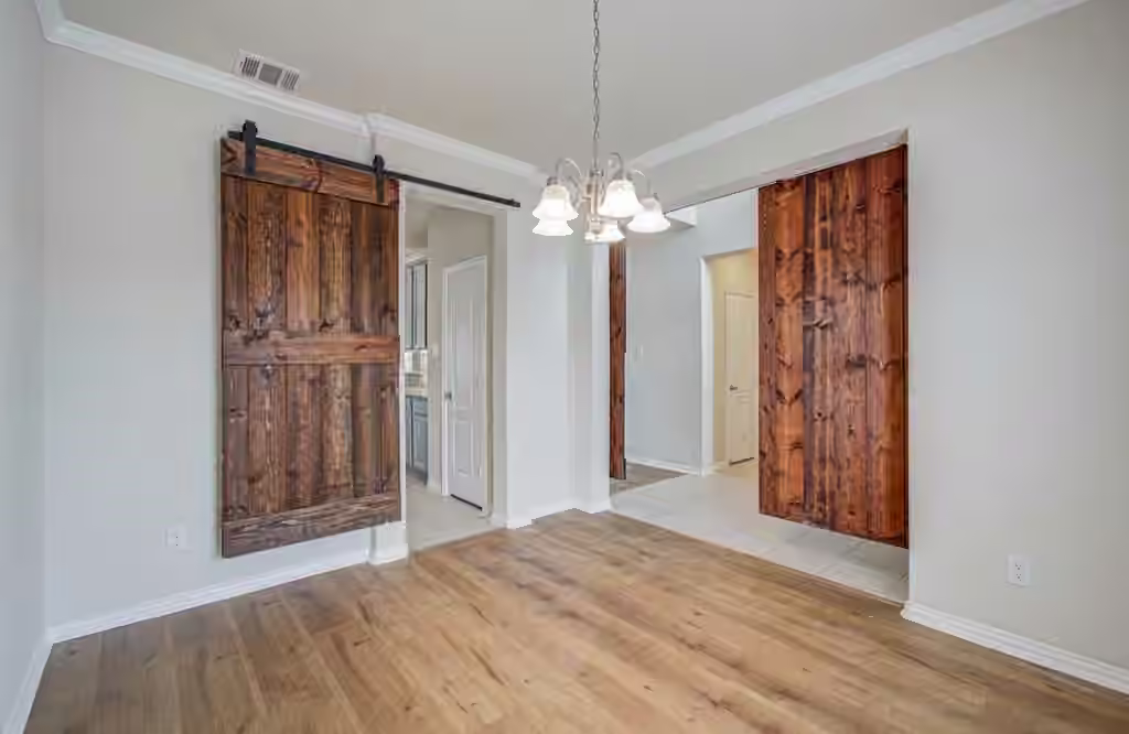 Photo 7 of 309 Burgundy Drive, Alvin, TX