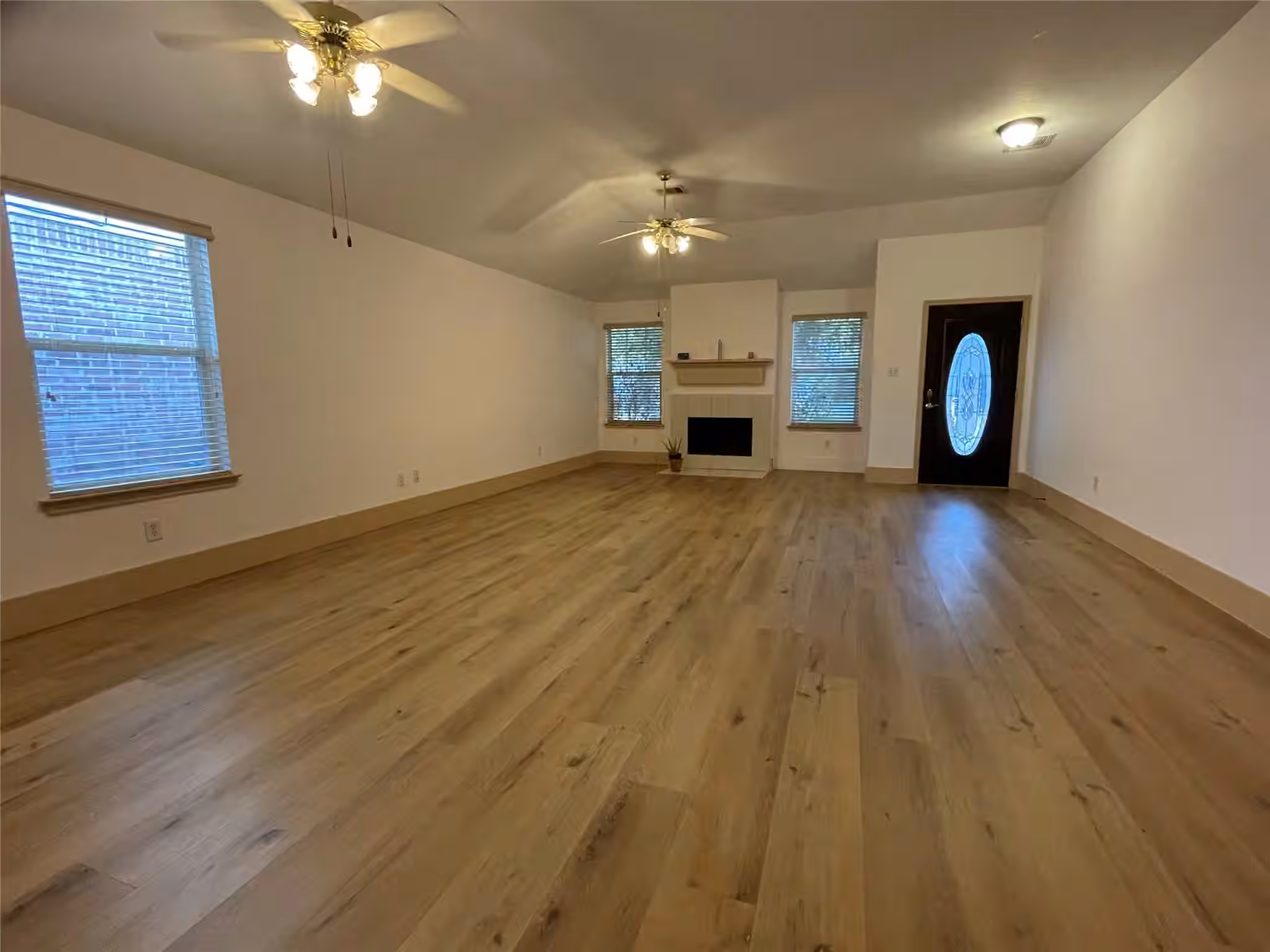 Photo 4 of 20718 Stewart Crest Lane, Cypress, TX
