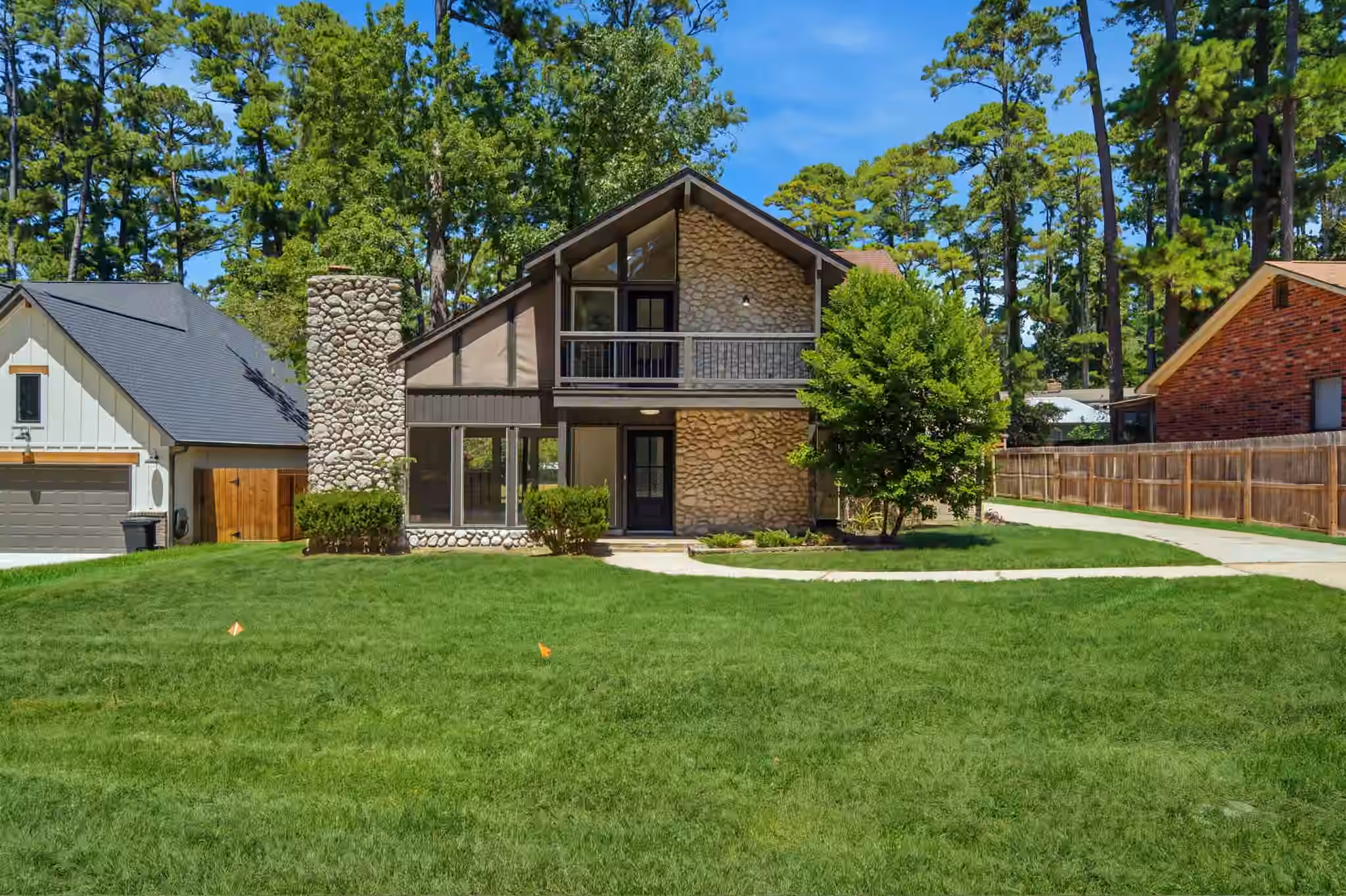 Photo of 13946 Dolphin Drive, Willis, TX 77318
