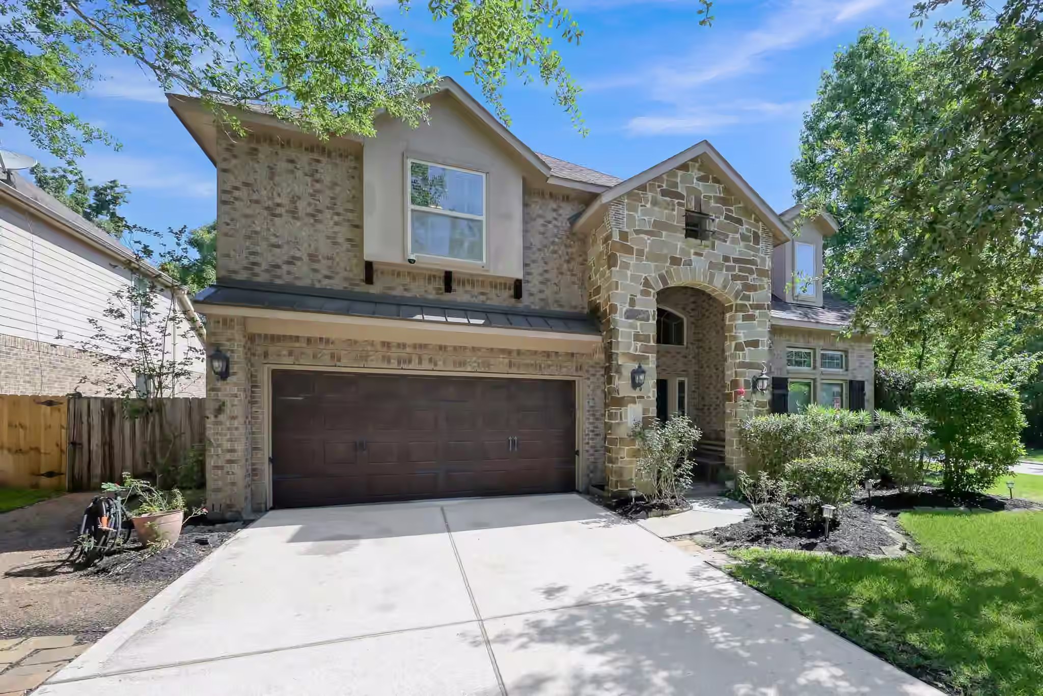 Photo of 403 Kinderwood Trail, Montgomery, TX 77316