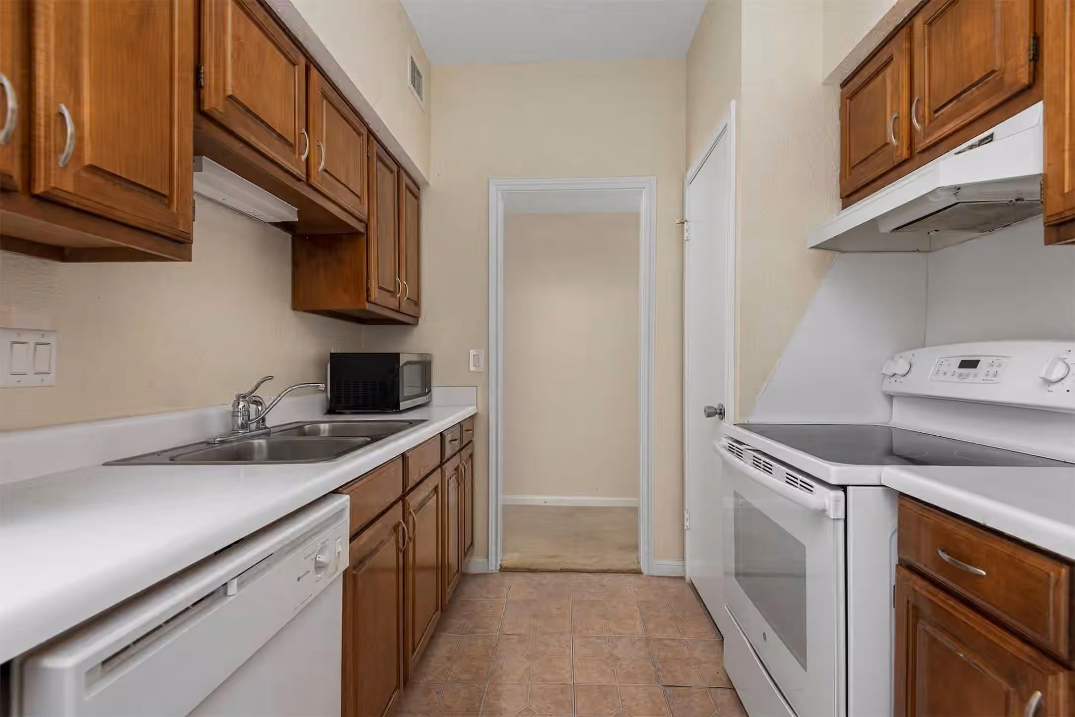 Photo 6 of 2400 N Braeswood Boulevard 220, Houston, TX