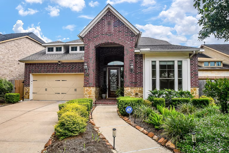 Photo 2 of 6518 Monrovia Lane, Sugar Land, TX
