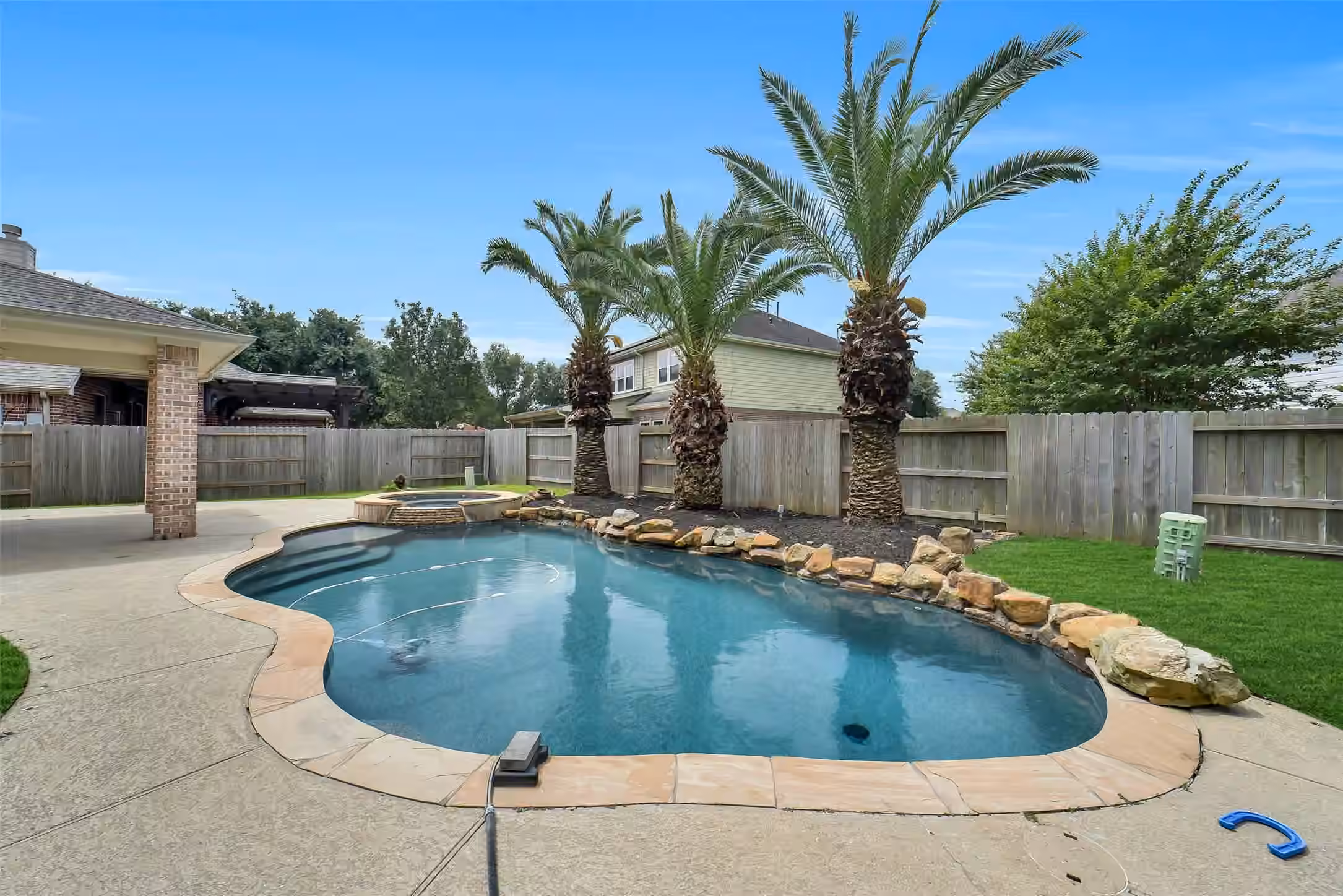Photo 4 of 25911 Shady Dawn Lane, Katy, TX