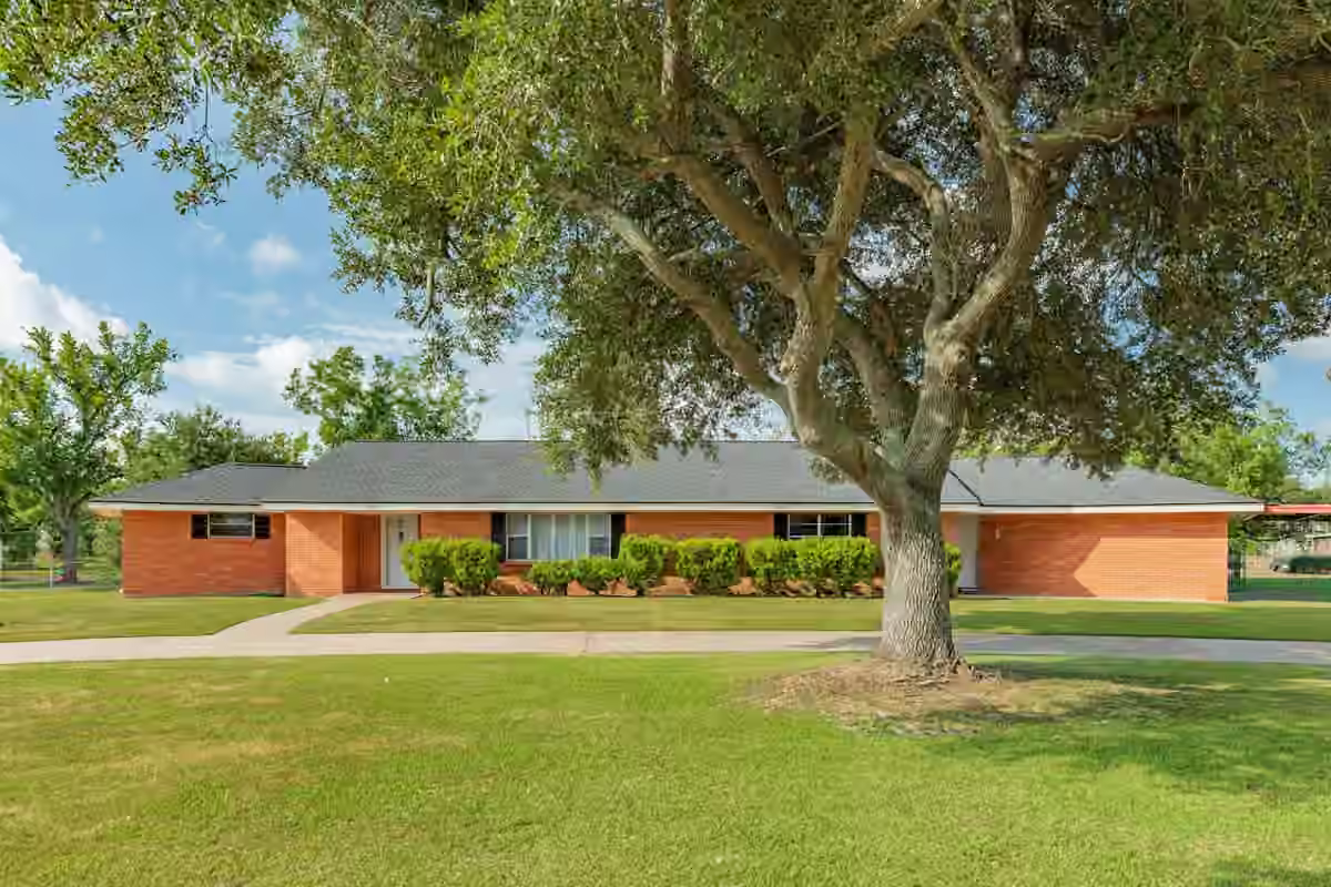 Photo of 2922 County Road 209, Danbury, TX