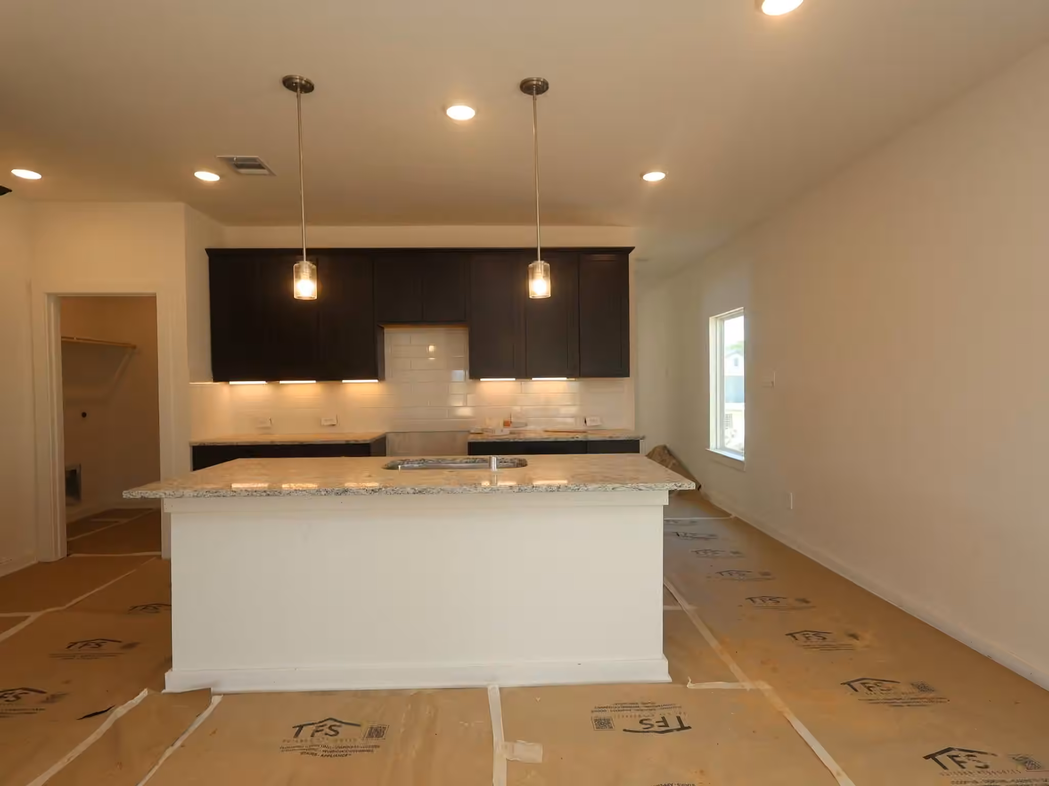 Photo 3 of 825 Village Brook Drive, Willis, TX