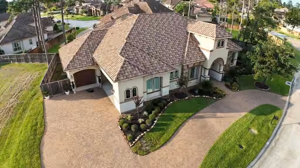 Photo 3 of 58 Shadow Creek Ridge Drive, Spring, TX