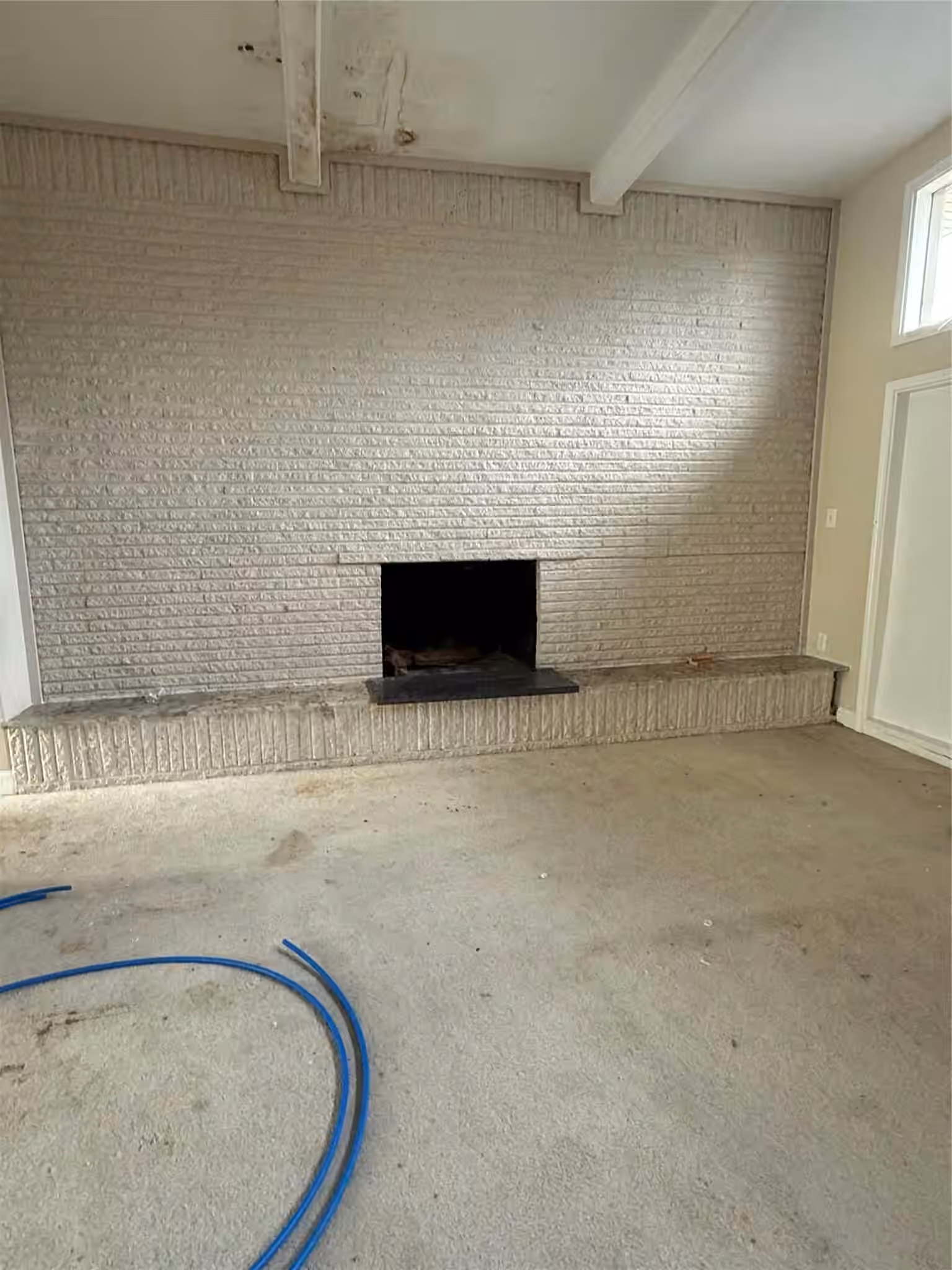 Photo 3 of 627 Baywood Street, La Porte, TX