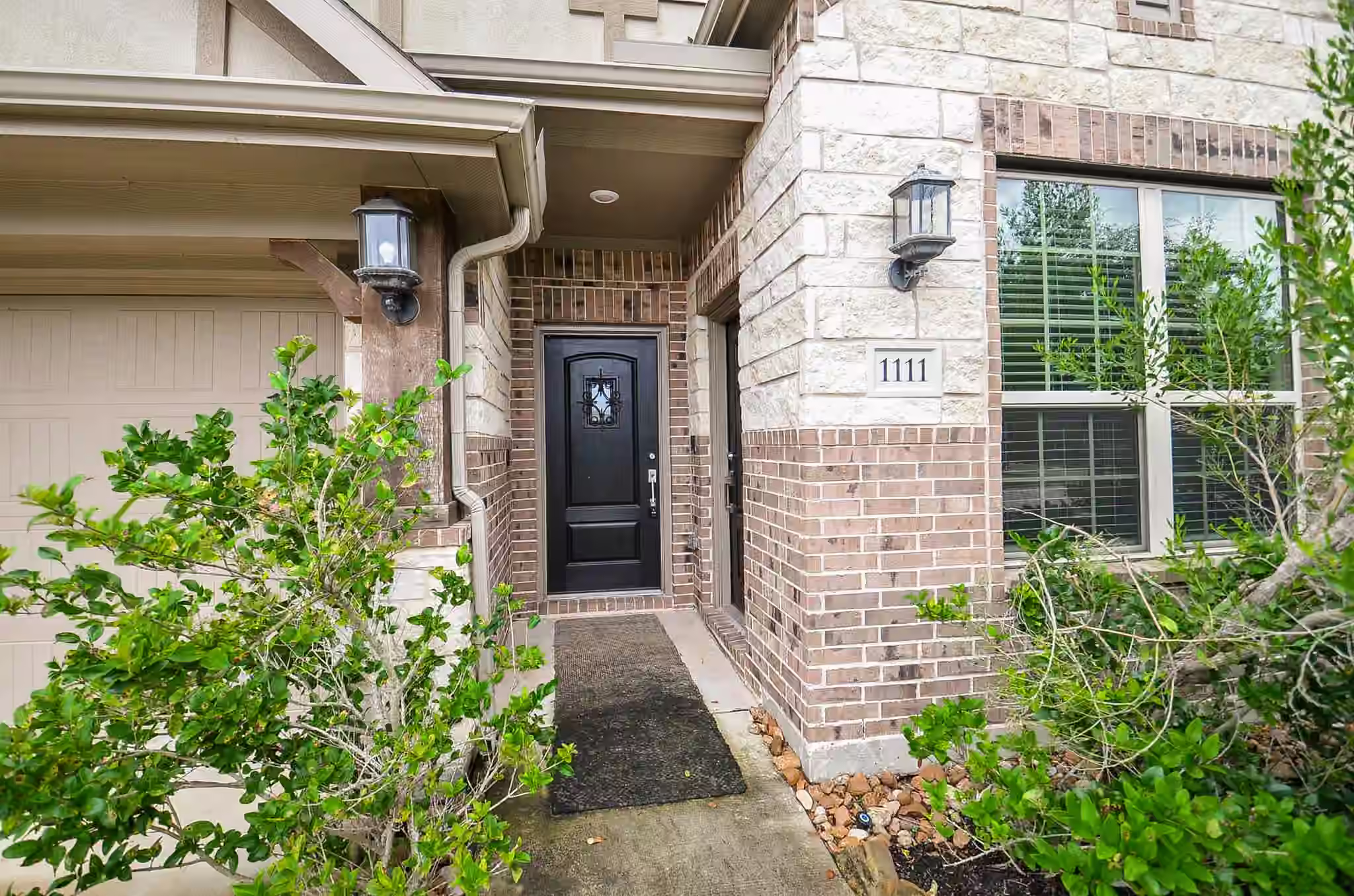 Photo 2 of 1111 Teamriddle Way, Richmond, TX