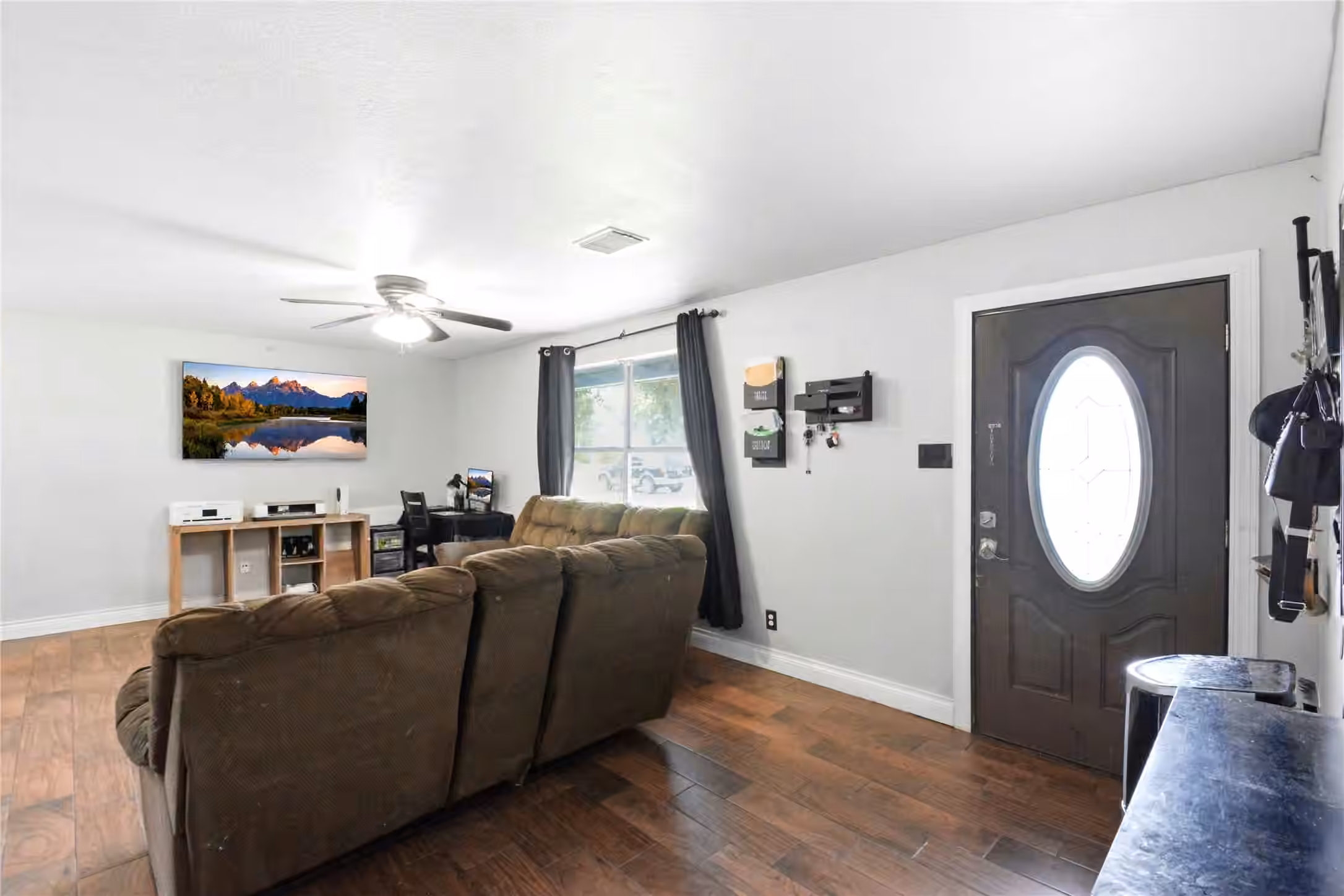 Photo 7 of 9326 Montgomery Lane, La Porte, TX