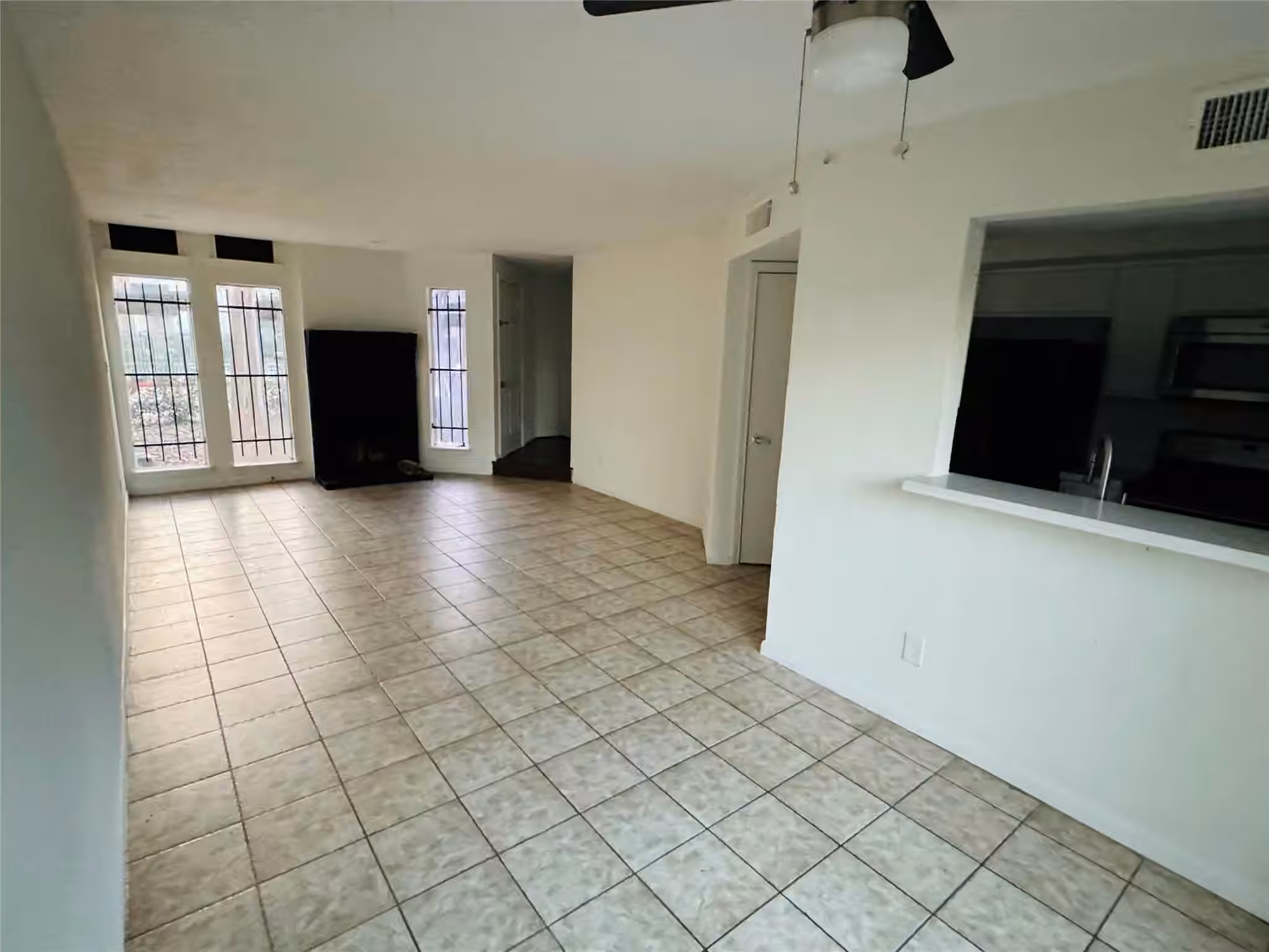 Photo 4 of 17210 Imperial Valley Drive 61, Houston, TX