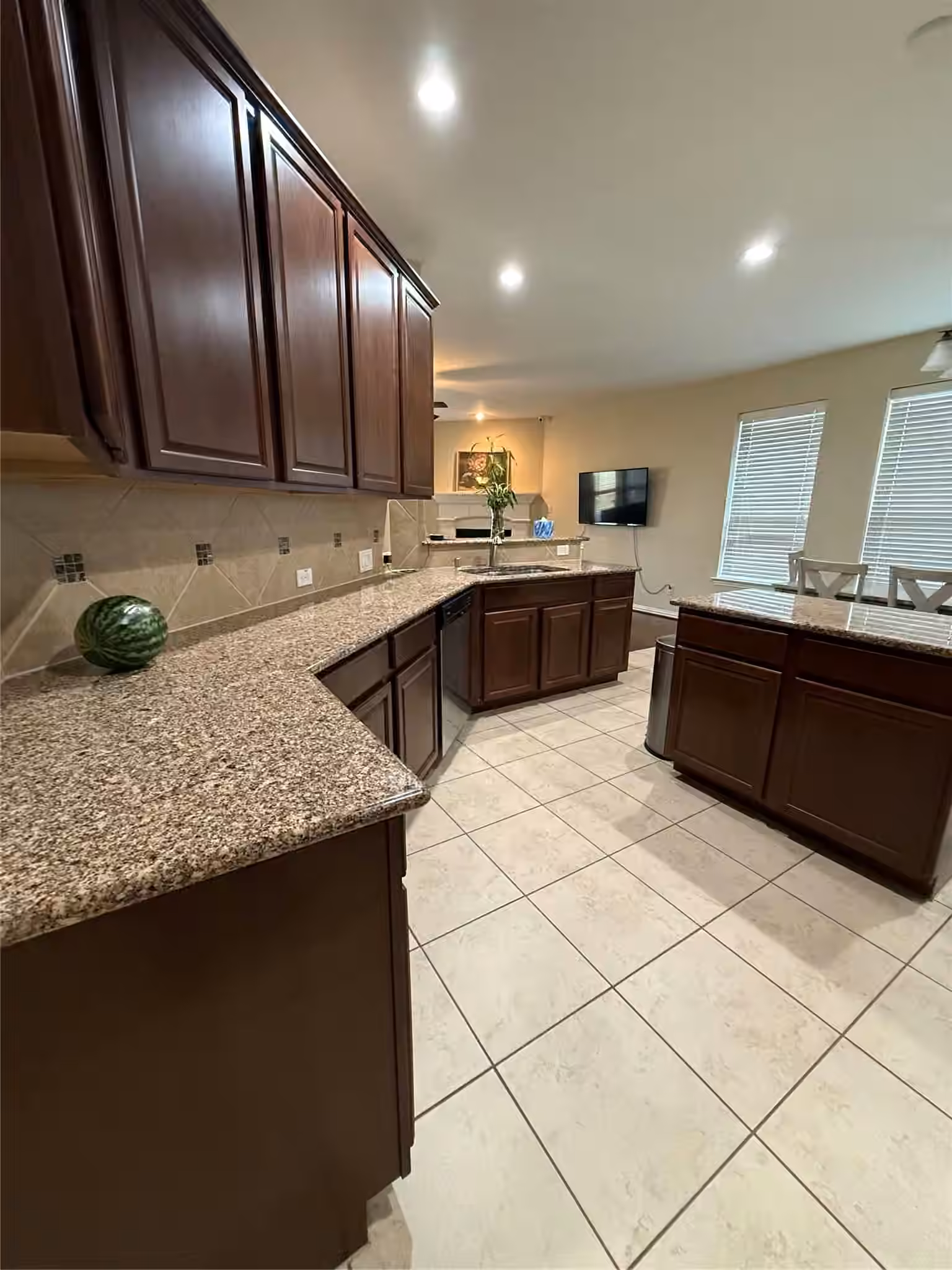Photo 7 of 7310 Eastpoint Boulevard, Baytown, TX