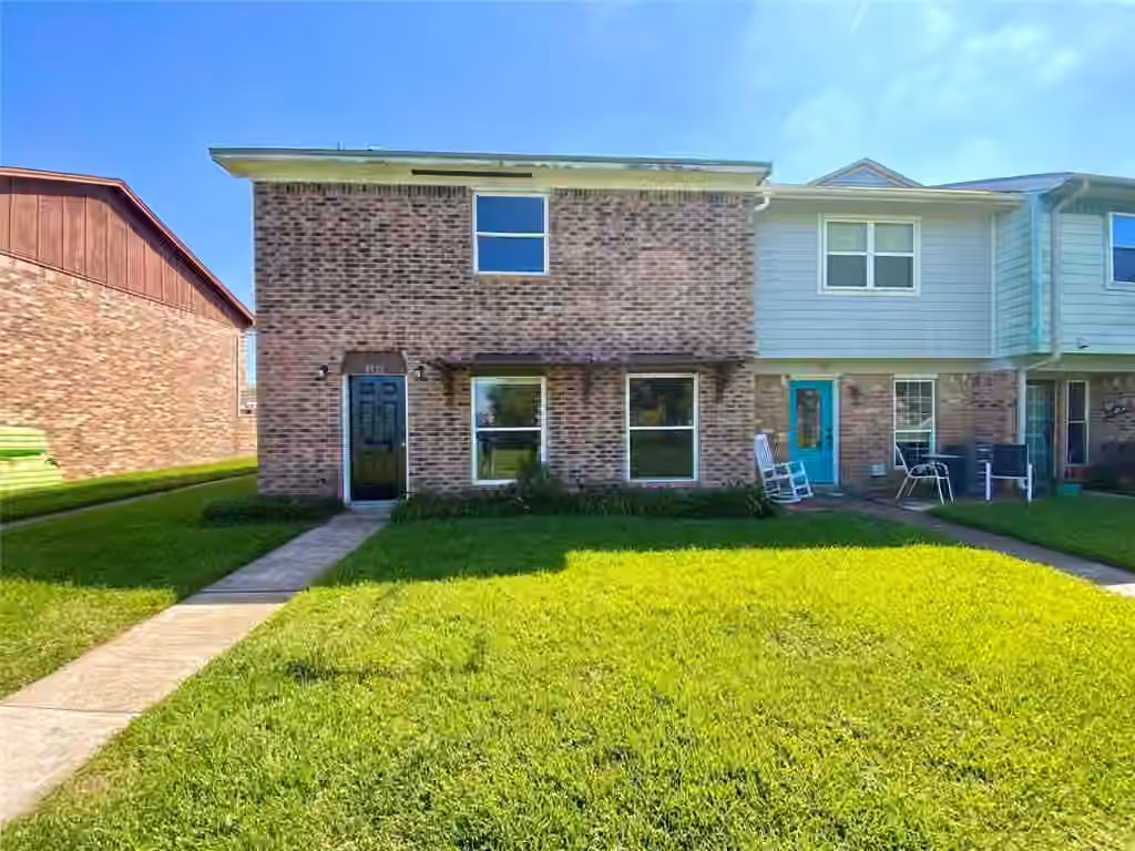 Photo of 8922 Glacier Avenue, Texas City, TX 77591