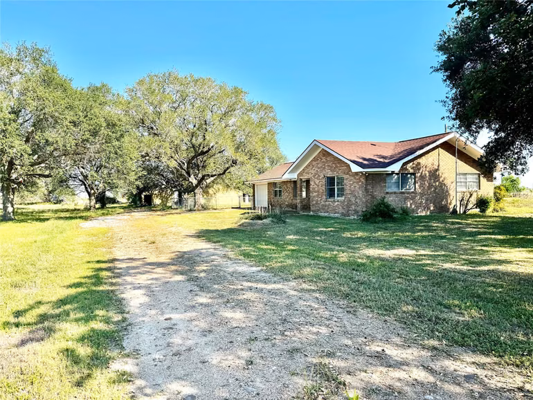 Photo of 2691 Fm 1862, Blessing, TX