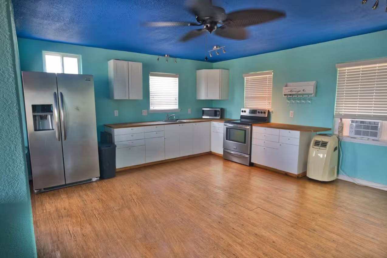 Photo 6 of 1249 County Road 202, Sargent, TX