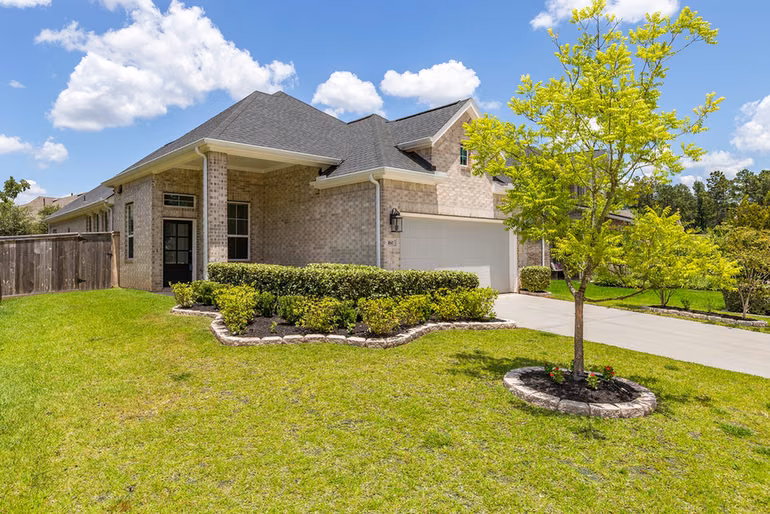 Photo 3 of 160 Lukewood Circle, Conroe, TX