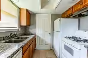 Photo 7 of 9907 Kell Drive, Houston, TX