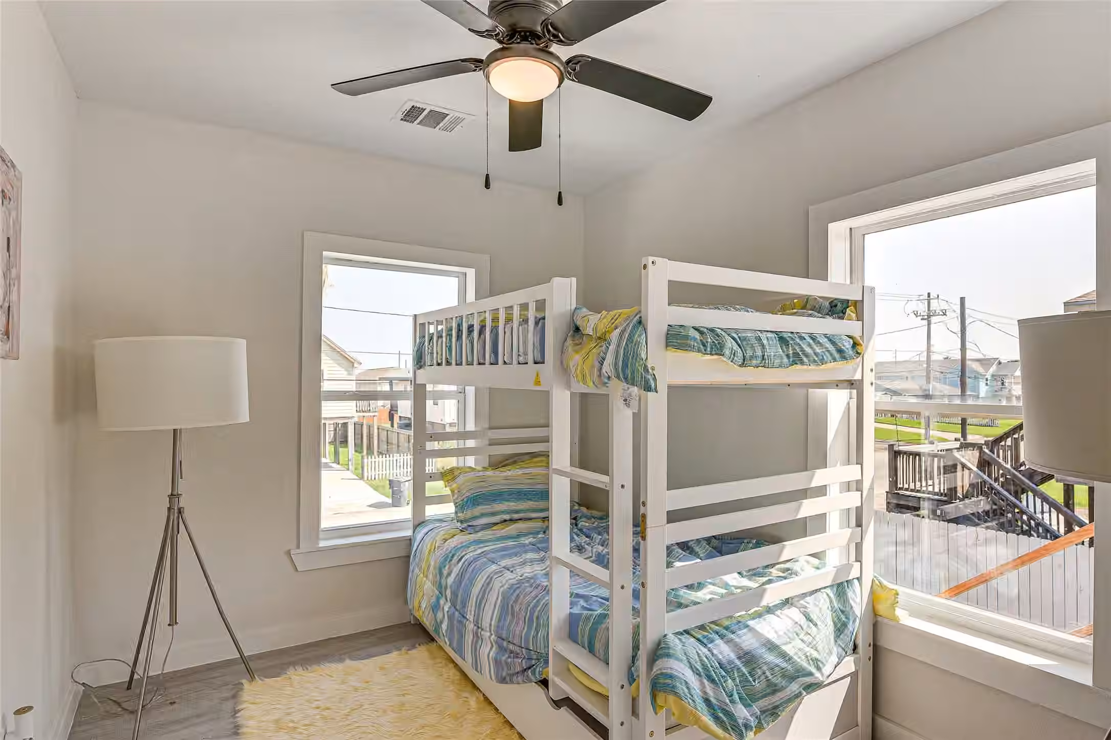 Photo 6 of 5827 Avenue R, Galveston, TX