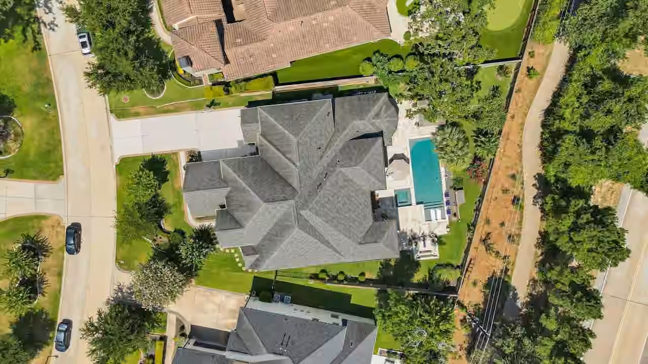 Photo 5 of 119 S Curly Willow Circle, The Woodlands, TX