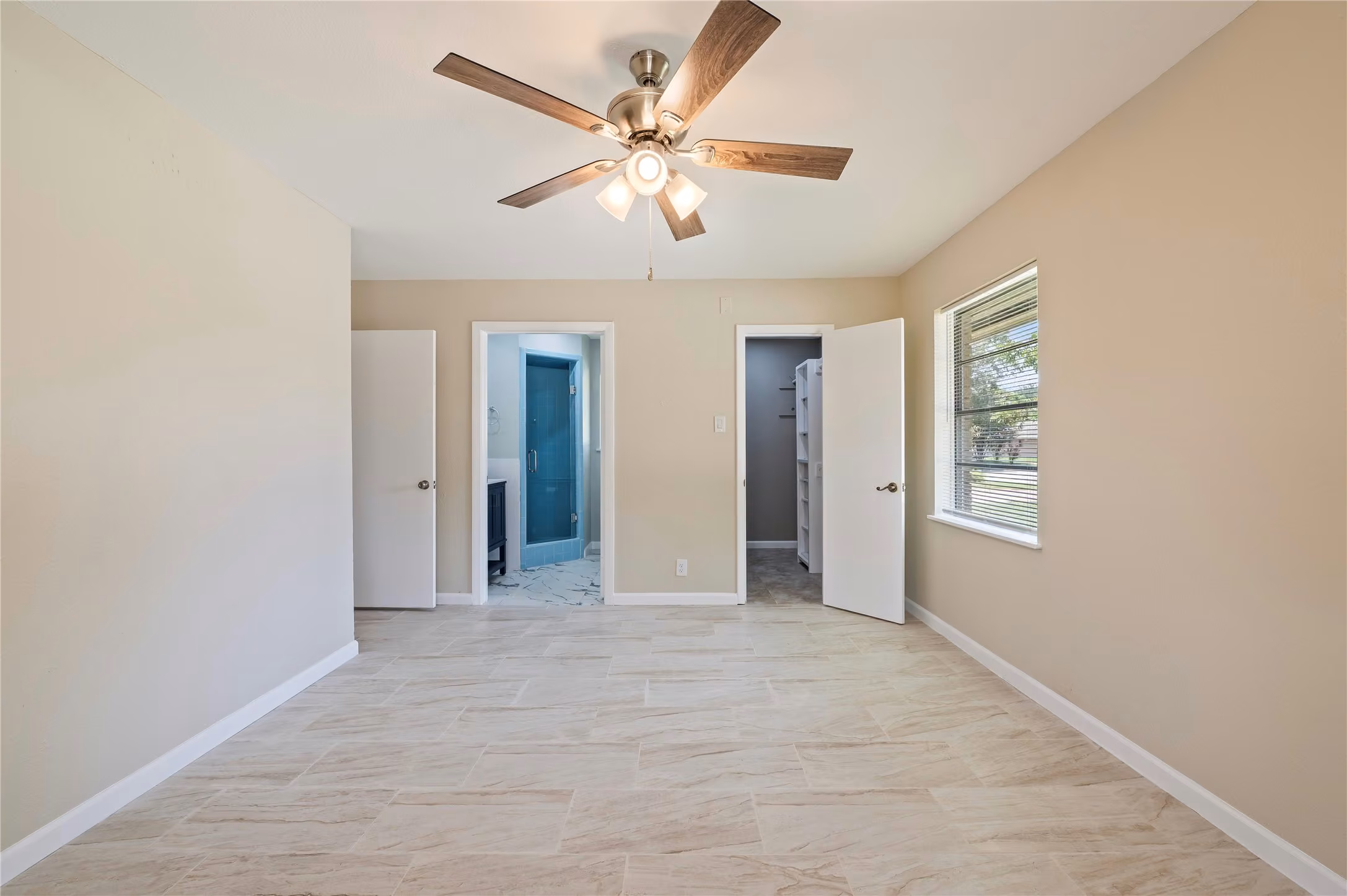 Photo 7 of 2513 Meadow Lane, La Marque, TX
