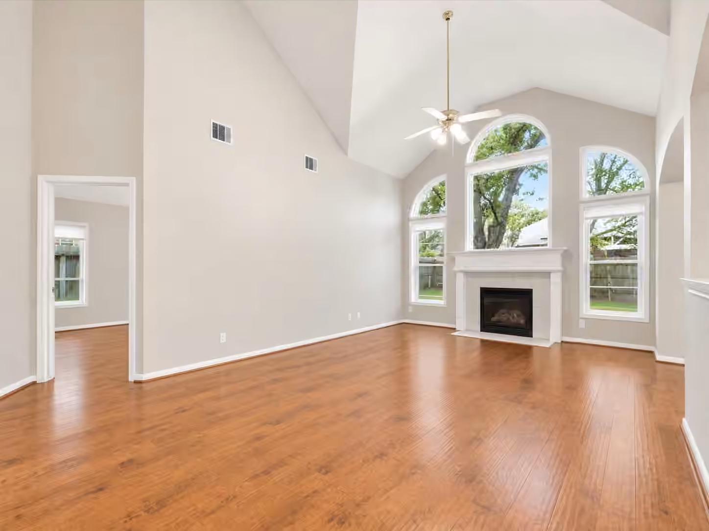 Photo 7 of 502 Airybrook Lane, Houston, TX