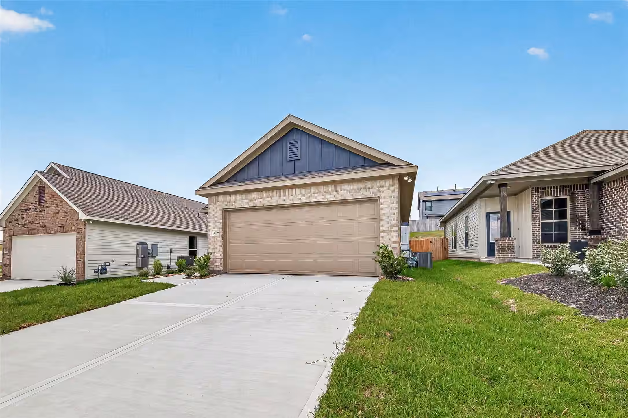 Photo 2 of 12959 Daniel Springs Lane, Magnolia, TX