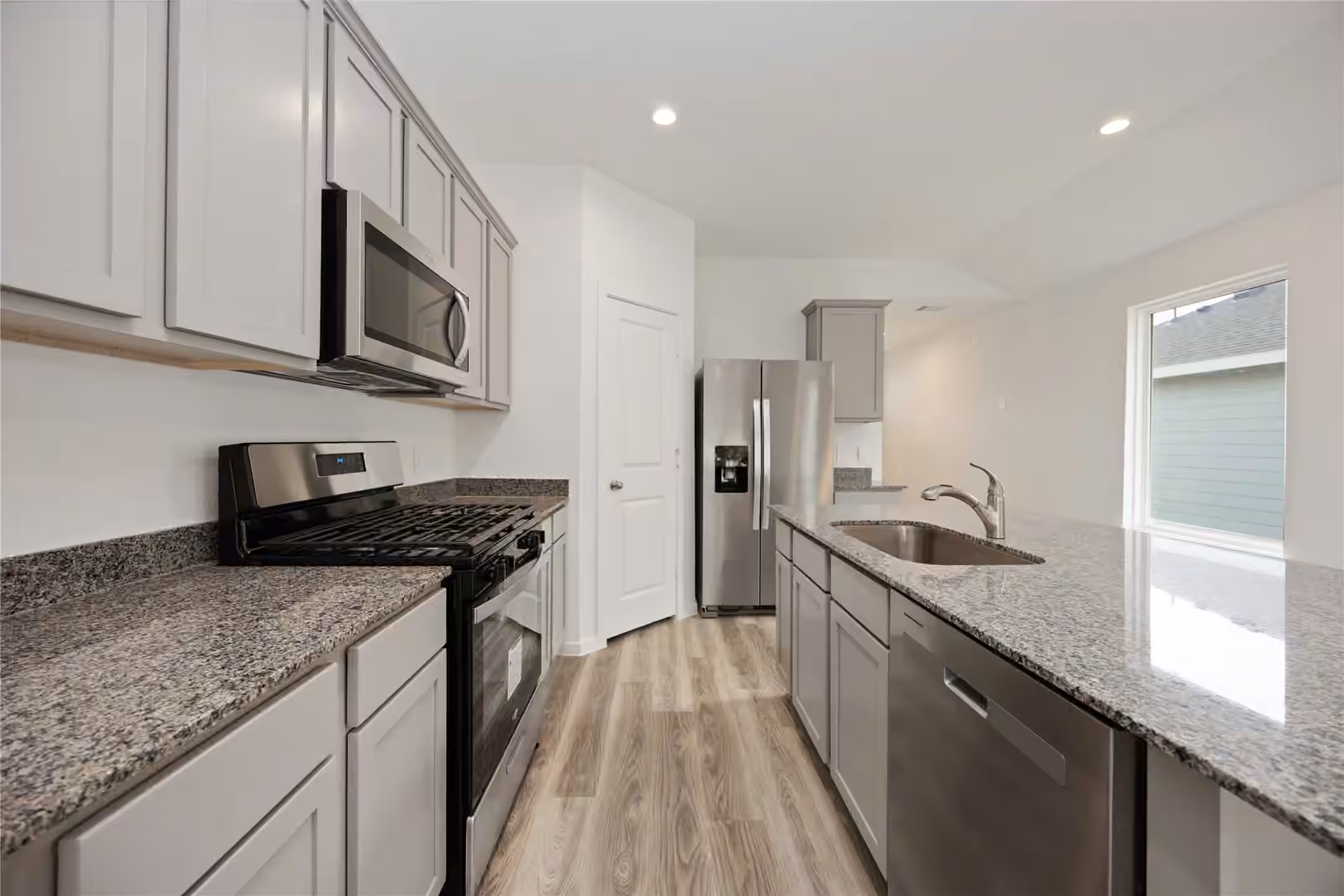 Photo 3 of 5208 Purple Beebalm Way, Houston, TX