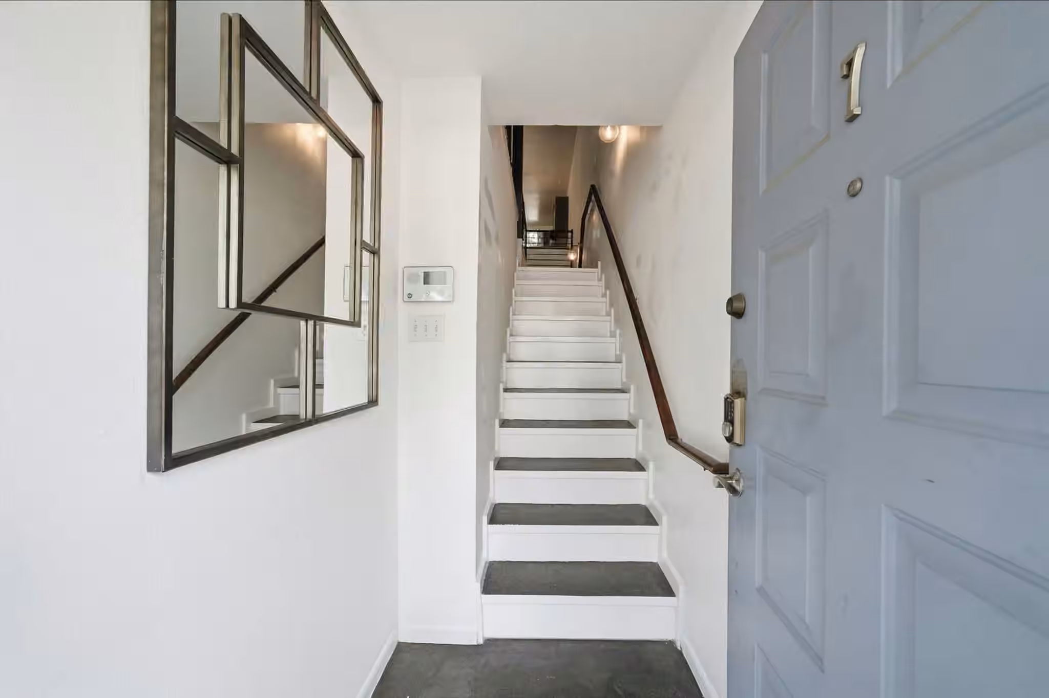 Photo 4 of 310 S Jensen Drive 7, Houston, TX
