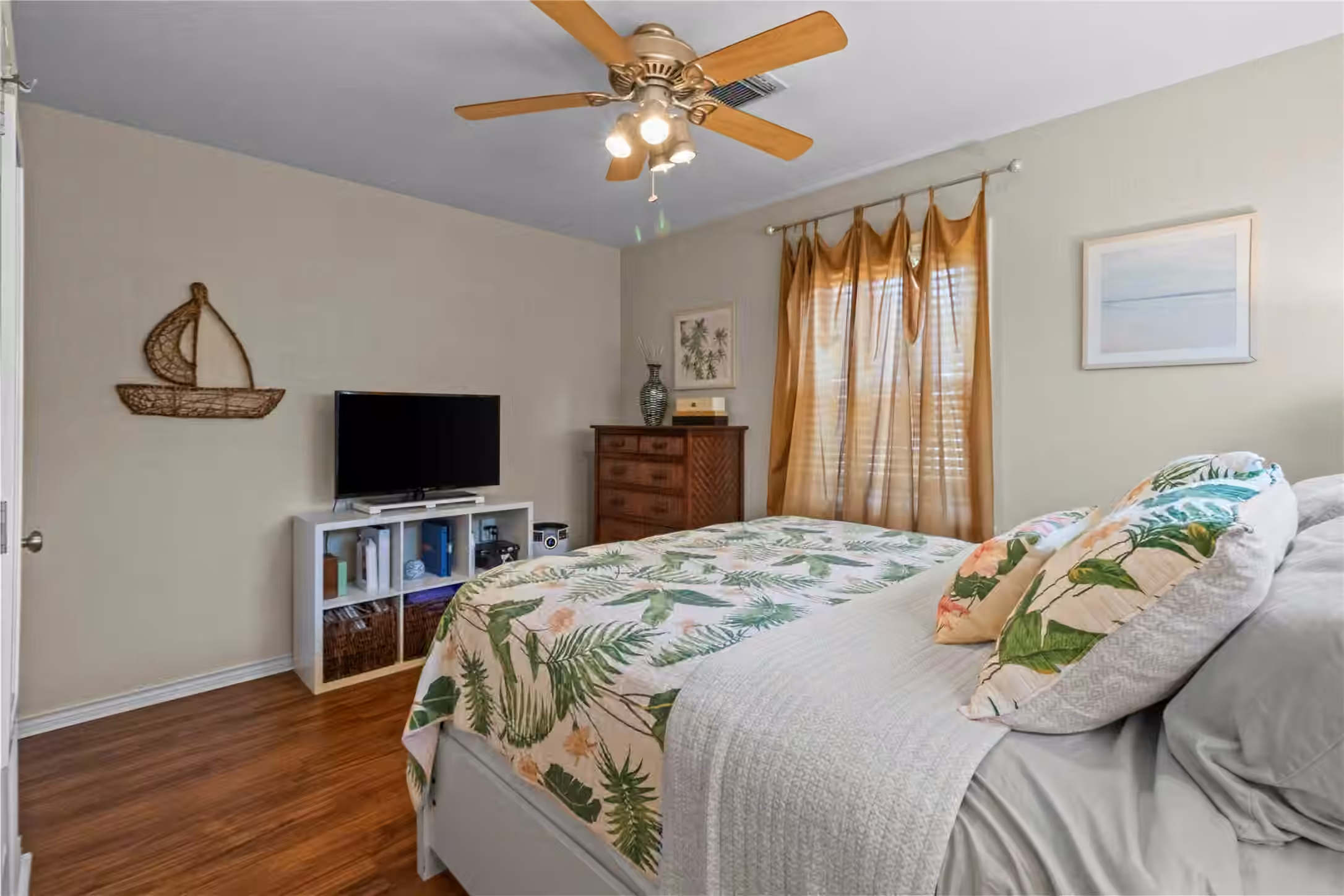 Photo 7 of 2805 Pine Street, Galveston, TX