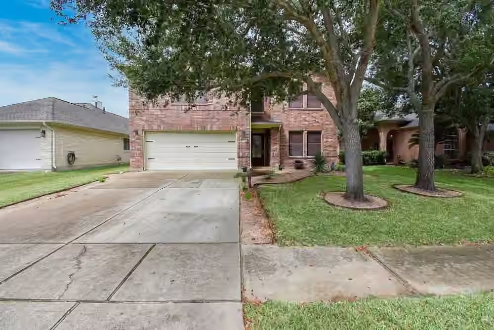 Photo 2 of 17302 Pecan Acres Drive, Sugar Land, TX