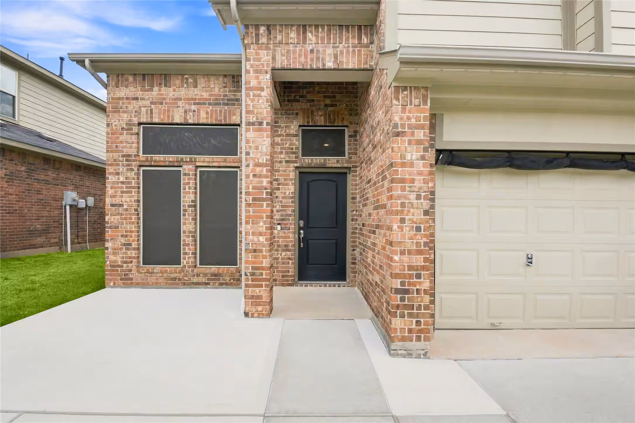 Photo 3 of 450 Terra Vista Circle, Montgomery, TX