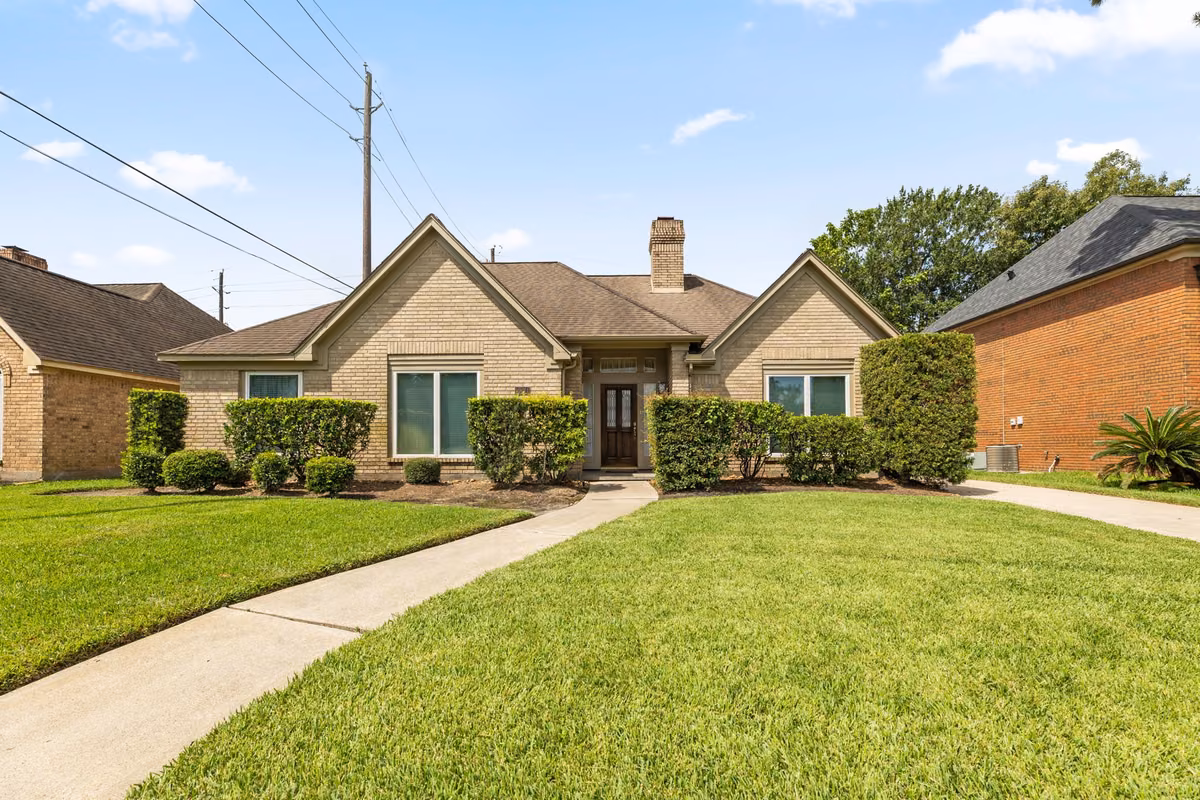 Photo of 19611 Atasca Oaks Drive, Humble, TX 77346
