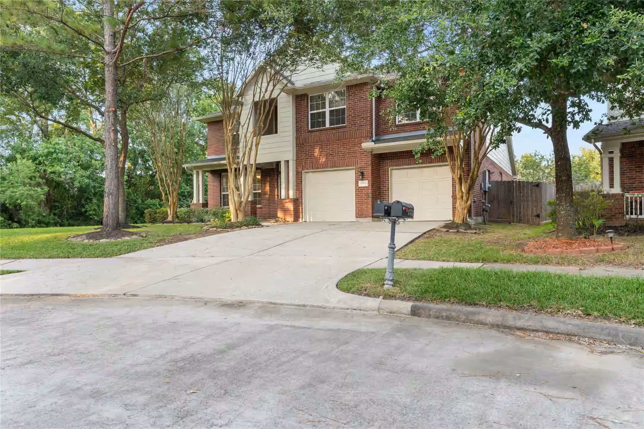Photo 3 of 13726 Sandy Bend Court, Houston, TX