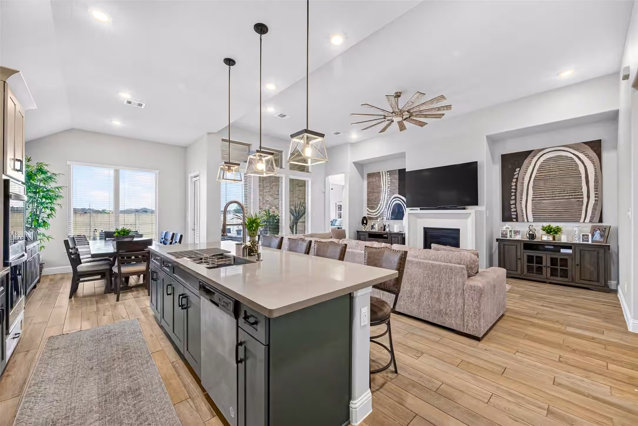 Photo 5 of 4710 Cedar Sage Drive, Baytown, TX