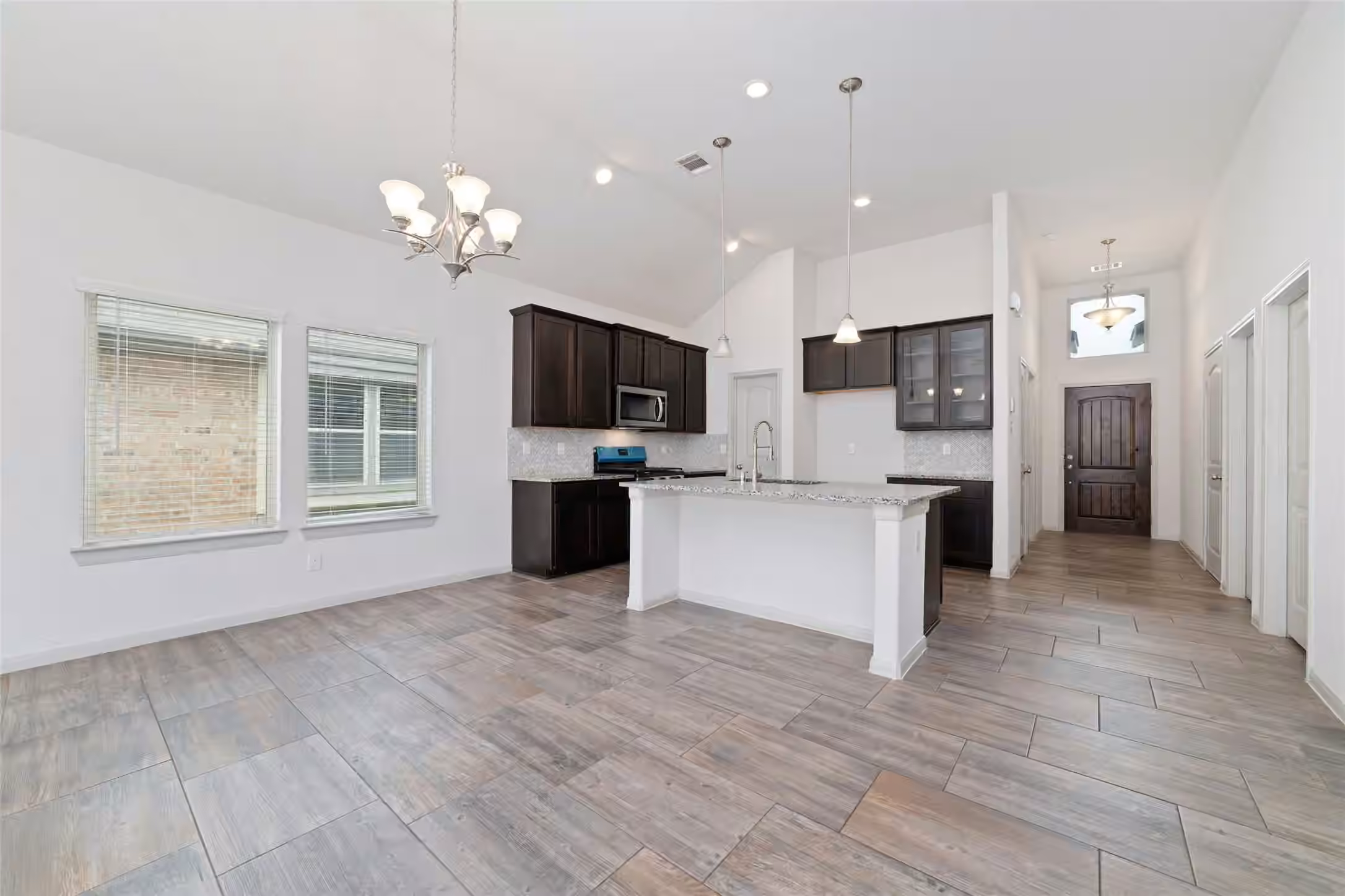 Photo 7 of 7531 Cypress Pin Oak Drive, Cypress, TX