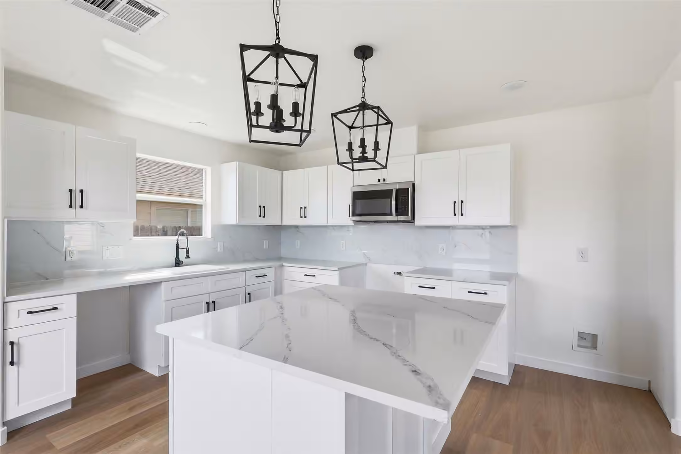 Photo 7 of 915 Redcrest Springs Court, Houston, TX